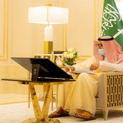 سمو أمير منطقة الرياض يستقبل قائد القوات الخاصة للأمن البيئي بالمنطقة