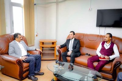 محافظ عدن يلتقي نائب مدير مكتب المبعوث الأممي باليمن