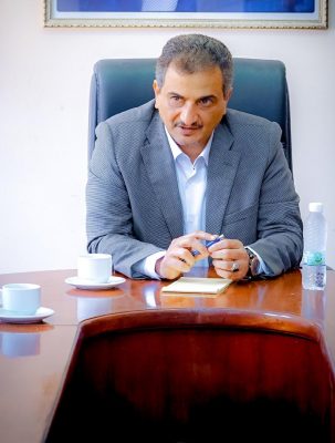 “لملس” يعلن عن تغيير مدراء عموم مديريات العاصمة عدن