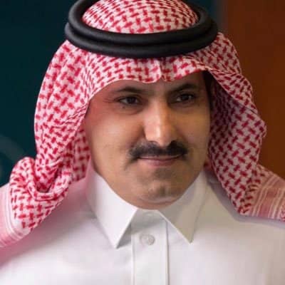سفير المملكة باليمن يعزي رئيس المجلس الانتقالي الجنوبي اللواء عيدروس الزبيدي بوفاة نجل شقيقه