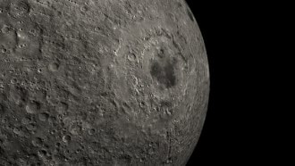 لأول مرة.. اكتشاف مياه في المناطق غير المظلمة على القمر