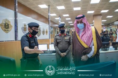 “أمير حائل” يزور مقر شرطة المنطقة ويطلع على التجهيزات الأمنية