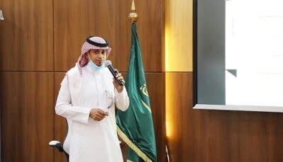 “أبوهادي” يدشن استراتيجية تعليم جازان 2021 – 2025