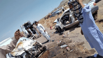 قتيلا وجريحا في حادث سير مروع جنوب إيران