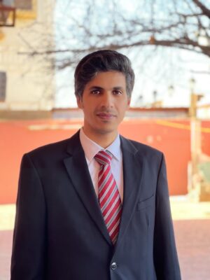 “آل سليمان” يحصل على الدكتوراة بالصيدلة من جامعة مانشيستر
