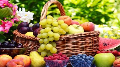 الصحة تُعدّد فوائد قاعدة «4 x5 x6» عند تناول الفواكه والخضراوات