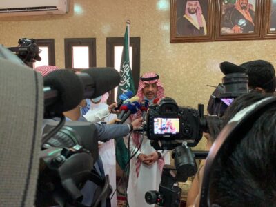 “السديري” يطلع على استعدادات الجهات المعنية للبدء باستقبال المواطنين السعوديين القادمين للأردن