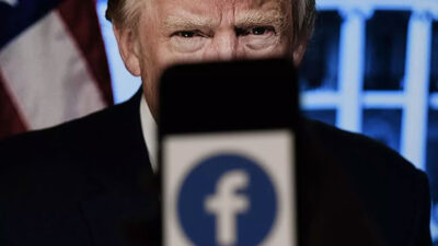 فيسبوك يعلق حساب ترامب عامين جديدين