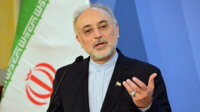 إيران تقر بوجود مشكلة تمويل تحول دون استكمال بناء محطتين للطاقة في بوشهر