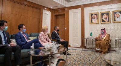 وزير الخارجية يبحث مع مسؤول أمريكي جهود السعودية في استقرار أفريقيا