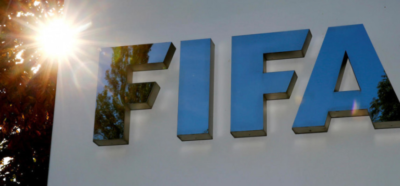فيفا يكشف حقيقة إجراء تعديلات على قوانين كرة القدم