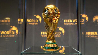 كاف يؤيد المقترح السعودي بتنظيم كأس العالم كل عامين