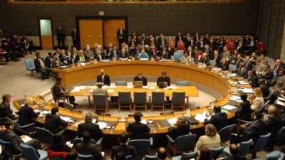مجلس الأمن يمدد حظر تصدير السلاح لأفريقيا الوسطى عامًا آخر