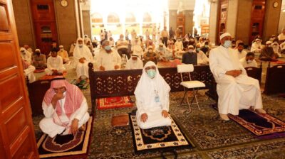 وزير الأوقاف المصري يزور مسجد قباء ويشيد بعناية المملكة ببيوت الله