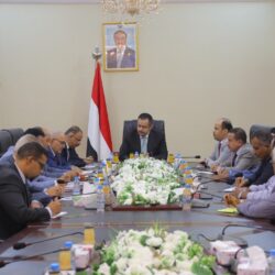 رئيس الوزراء اليمني يبحث مع المبعوث الأمريكي مستجدات الأوضاع في ظل التصعيد مليشيا الحوثي