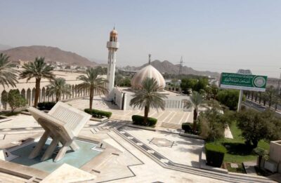 مجمع الملك فهد يعلن إطلاق تطبيق “مصحف ورش” على الأجهزة الذكية