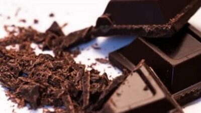 دراسة تكشف المفعول السحري لـ 10 جرامات من الشوكولاتة على المزاج