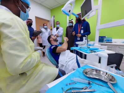 مدير صحة حائل يطمئن على سلامة المصابين في رالي” دكار السعودية 2022″