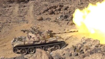 قصف من البر والجو.. انهيارات واسعة للحوثيين في حجة تحت ضربات “الشرعية”