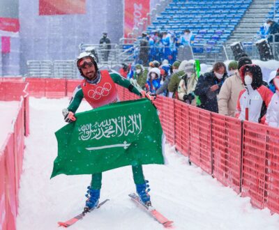عابدي يختتم مشاركة المملكة التاريخية في الأولمبياد الشتوي