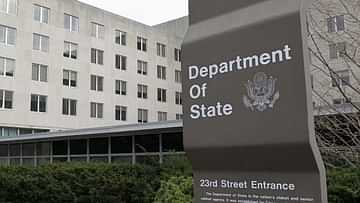 الخارجية الأمريكية تعلن فصل البنوك الروسية الأساسية عن نظام «سويفت»‏