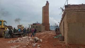 مصرع وإصابة 10 عمال جراء انهيار مدخنة مصنع طوب في مصر