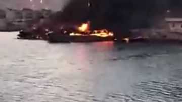 بالفيديو.. حريق هائل يلتهم 7 سفن تجارية جنوبي إيران