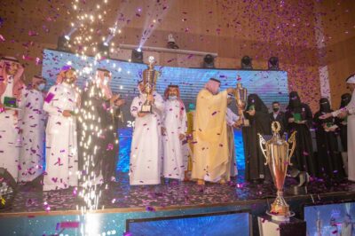 أمير حائل يتوج الفائزين بمسابقة “لمن الكأس” التعليمية في نسختها الثانية