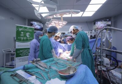 مركز الملك سلمان للإغاثة يدشن المشروع الطبي التطوعي الـ 11 لجراحة القلب في حضرموت