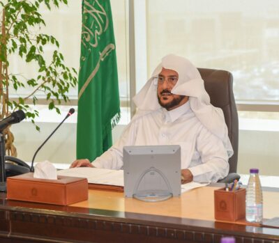 وزير الشؤون الإسلامية يوافق على ترقية 50 داعية في ديوان الوزارة وفروعها