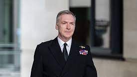 قائد الجيش البريطاني يستبعد اعتلال صحة “بوتين” أو احتمال اغتياله