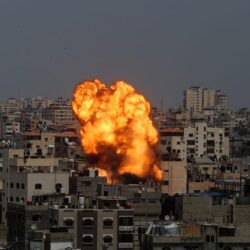 “السديس” يستنكر الهجوم الإسرائيلي على غزة ويطالب المجتمع الدولي بتحمل مسؤولياته