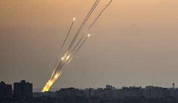 المقاومة الفلسطينية تعلن تصديها للطيران الإسرائيلي في خان يونس بمضادات للطيران