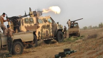 الجيش اليمني يقضي على 4 حوثيين ويصيب 6 خلال مواجهات في تعز