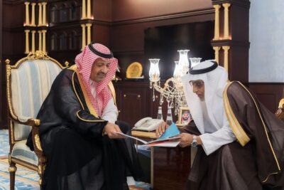 أمير منطقة الباحة يستقبل رئيس وأعضاء مجلس إدارة الجمعية الخيرية لإكرام المسنين “إكرام”