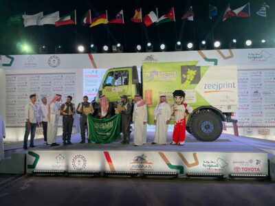 إبراهيم المهنا يقود شاحنة يونيموك للصدارة في بطولة السعودية للراليات الصحراوية ٢٠٢٢