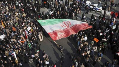 بريطانيا تفرض عقوبات جديدة على منظمات أمنية إيرانية بسبب قمع المتظاهرين