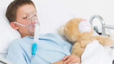 سر زيادة أمراض الجهاز التنفسي لدى الأطفال.. منظمة الصحة تفسر