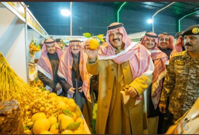 الأمير عبدالعزيز بن سعد يزور مقر مهرجان الحمضيات بحائل