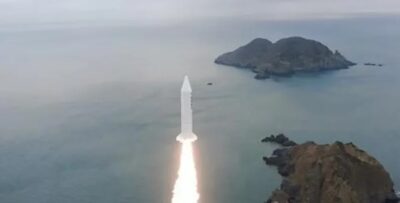 يعمل بالوقود الصلب.. كوريا الجنوبية تختبر “الصاروخ الغامض”