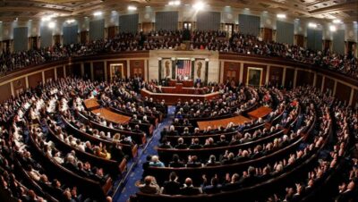 رئيس البرلمان الأمريكي يدعو الكونغرس للتحقيق مع الرئيس بايدن بشأن الوثائق المسربة