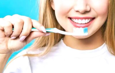 3 أخطاء شائعة قد تدمر صحة أسنانك.. احذرها
