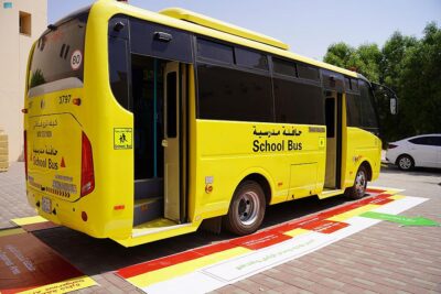 توقف حافلات النقل المدرسي بقطاع الحائط ..يثير غضب أولياء أمور الطلاب والطالبات
