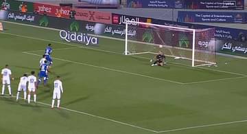 الهلال يفوز على الفتح بثلاثية ويواجه الاتحاد في نصف نهائي كأس الملك