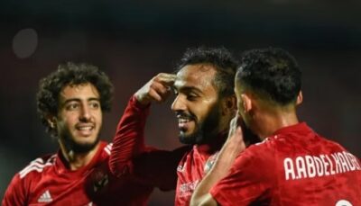 الأهلي المصري إلى ربع نهائي دوري أبطال إفريقيا بثلاثية نظيفة في شباك الهلال السوداني