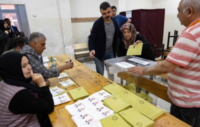 بدء التصويت في جولة الإعادة بالانتخابات الرئاسية التركية