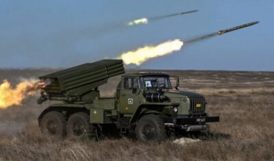 أوكرانيا تشن 11 هجوما على مواقع للقوات الروسية