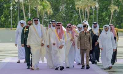 أمير قطر وملك الأردن ونائب رئيس الإمارات وولي عهد الكويت يصلون إلى جدة للمشاركة في القمة العربية 32
