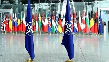 الناتو يرفع حالة حماية أجوائه إلى أعلى مستوى بسبب مقاتلة روسية