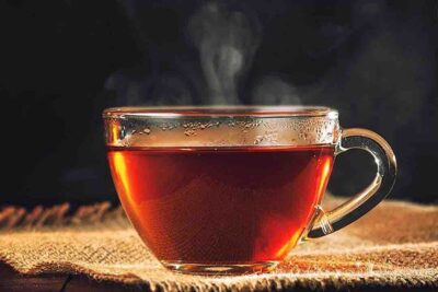 دراسة تكشف تأثير الشاي في تقوية جدران الشعيرات الدموية والوقاية من انفجارها